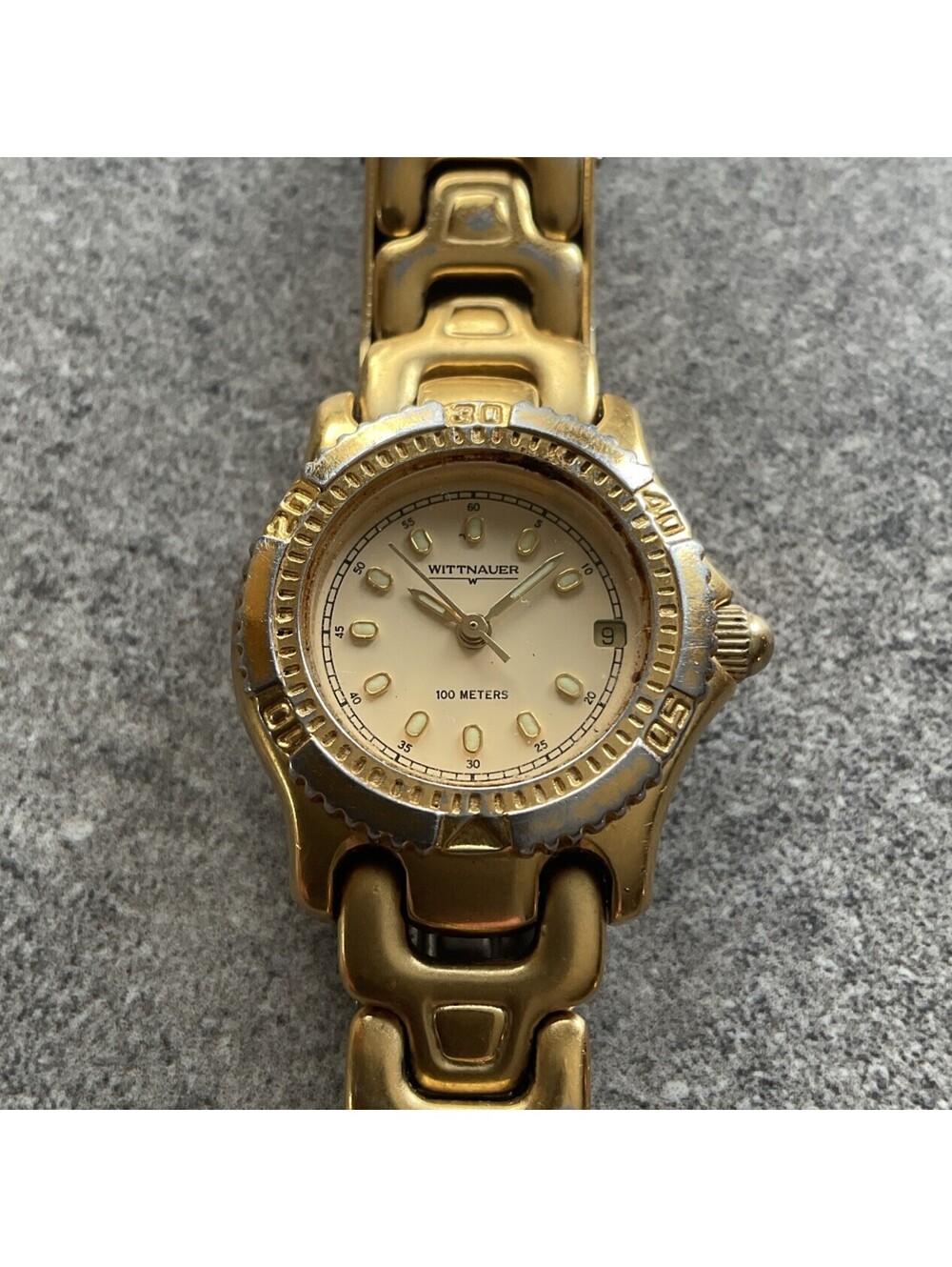 Vintage Womens Wittnauer Watch 24mm Gold Tone Stainless Steel Case & Band B-U